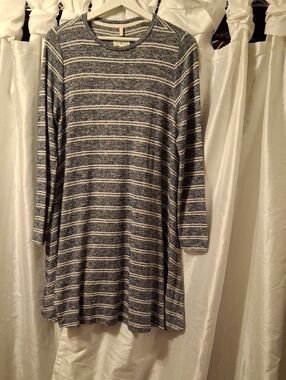 lou & grey cozy cotton terry pocket dress | Dresses | Lou Grey Cloud Xs Web Collecion: Strapless dresses